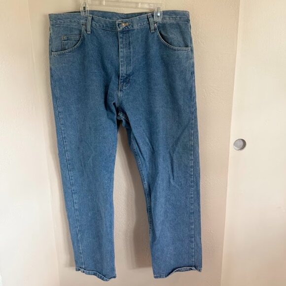 Wrangler Authentic Blue Jeans - Picture 1 of 4